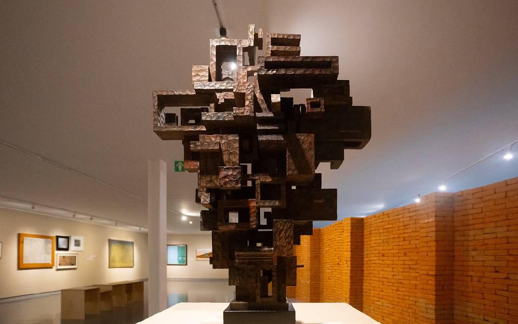 El Museo Carrillo Gil presenta tres exposiciones que dialogan con la memoria, la respiración y el cuerpo El Museo Carrillo Gil presenta tres exposiciones que dialogan con la memoria, la respiración y el cuerpo