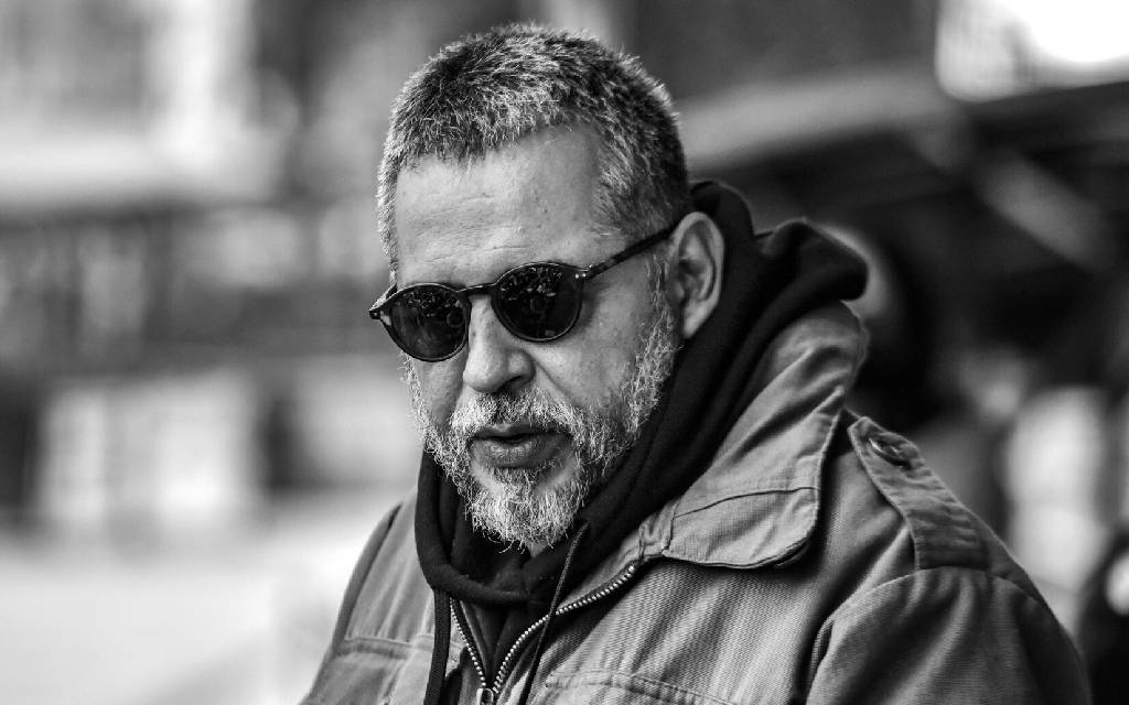 “Apegarte al canon te resta creatividad y te acartona”: Mario Mendoza