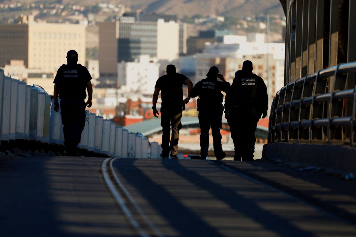 Administración Trump lanza 'Operación Muro del Río' para reforzar frontera con México Administración Trump lanza 'Operación Muro del Río' para reforzar frontera con México