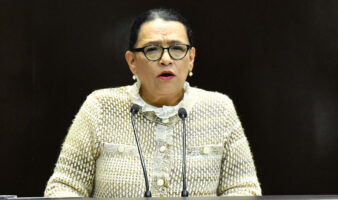 Aristegui en Vivo: Habrá 'bastantes' procesados por huachicol: Rosa Icela; expropian predios ligados con 'Alito'; cierra gobierno de EE.UU. (01/10/2025)