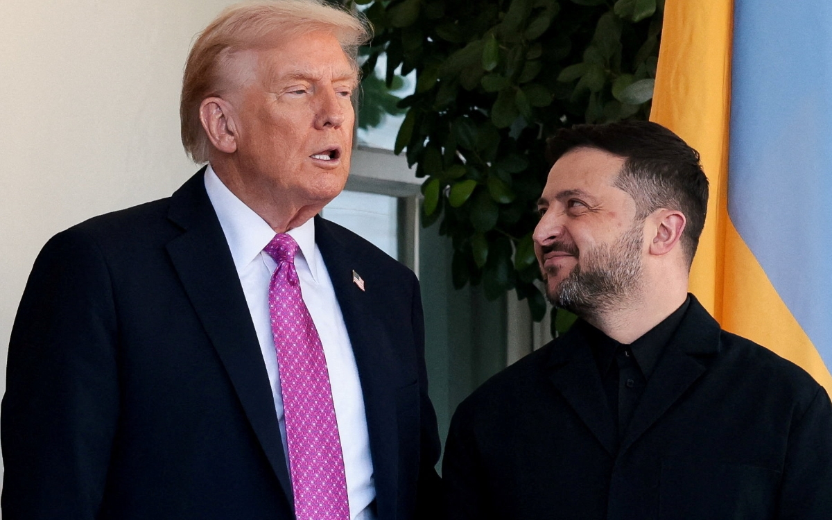 Trump a Zelenski: 'Está muy guapo con esa chaqueta' Trump a Zelenski: 'Está muy guapo con esa chaqueta'