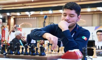 Ajedrez | Clasifica mexicano entre los ocho primeros en la Copa de Mundo | Video