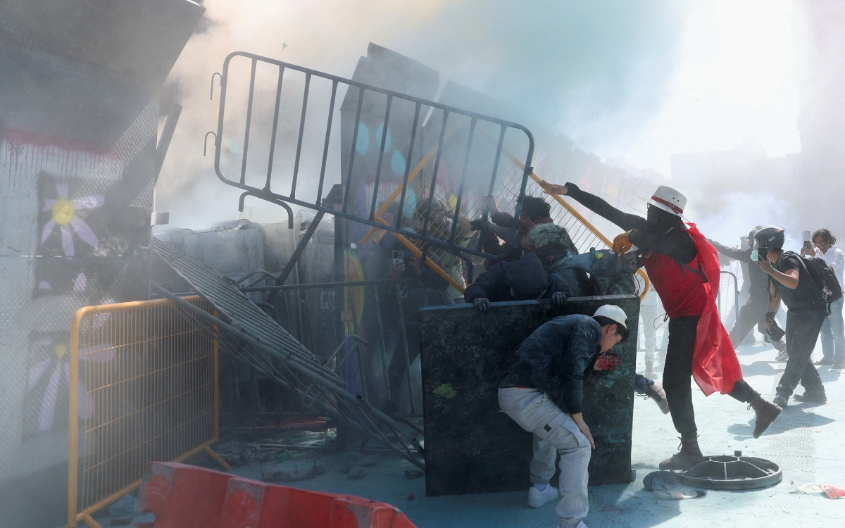 Videos | Corte condena vandalismo en sus instalaciones durante la marcha de la ‘Generación Z’ Videos | Corte condena vandalismo en sus instalaciones durante la marcha de la ‘Generación Z’