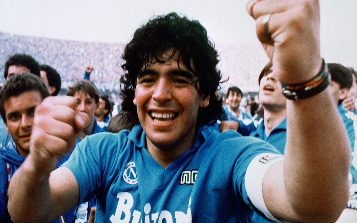 Maradona (1960-2020) sigue vivo en la memoria colectiva de Nápoles | Video
