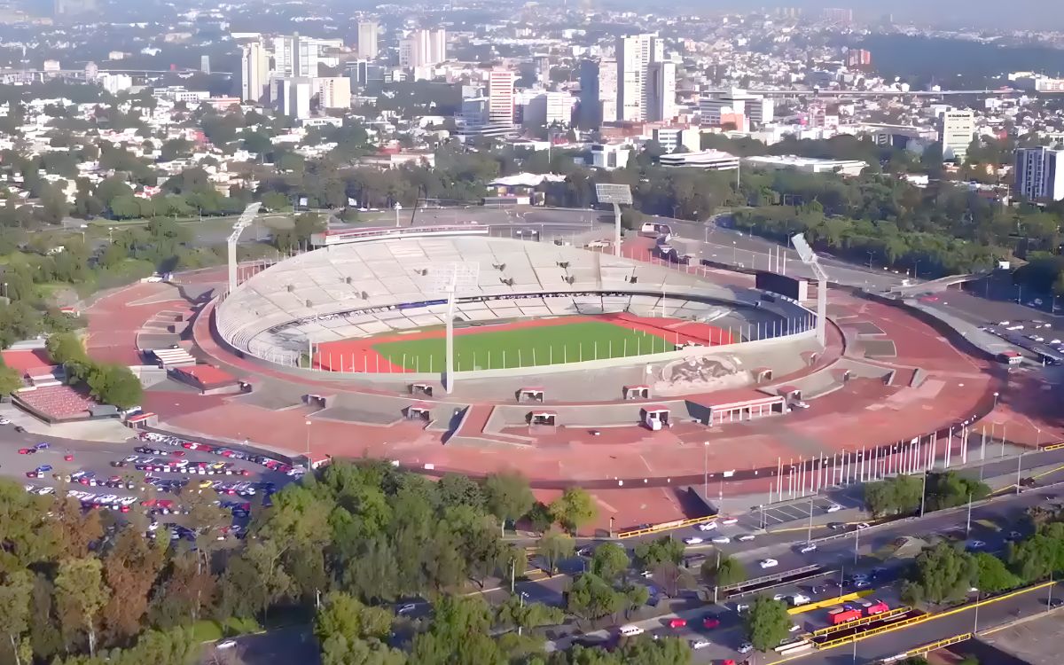 ¡Protégete del frío! UNAM instala megacentro de vacunación contra enfermedades respiratorias ¡Protégete del frío! UNAM instala megacentro de vacunación contra enfermedades respiratorias