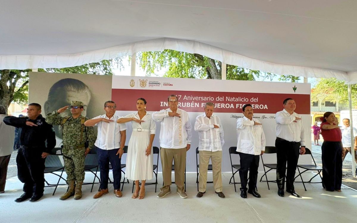 Gobierno de Guerrero rinde homenaje a artífice de la 'Guerra Sucia', Rubén Figueroa