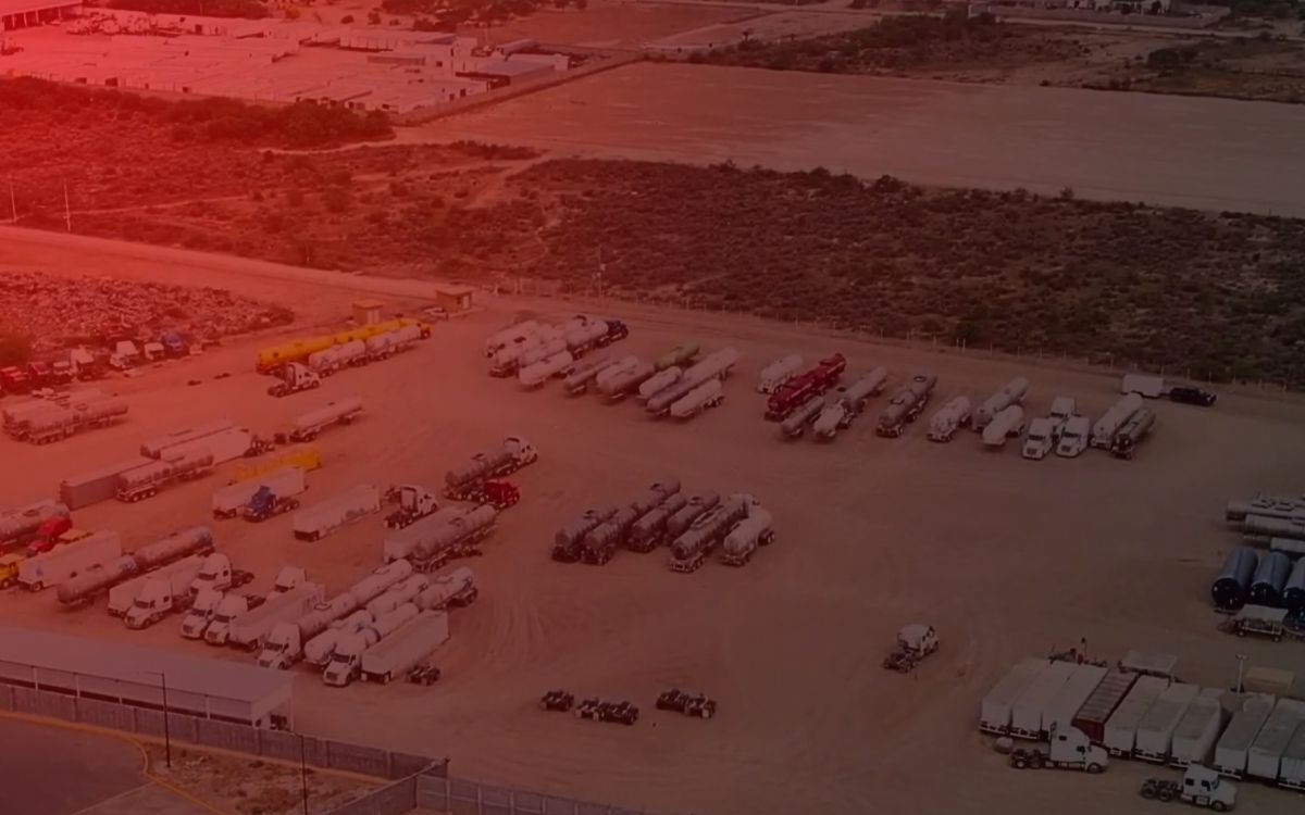 Videos exclusivos muestran la operación de los patios clandestinos del huachicol fiscal | SOLDADOS del HUACHICOL