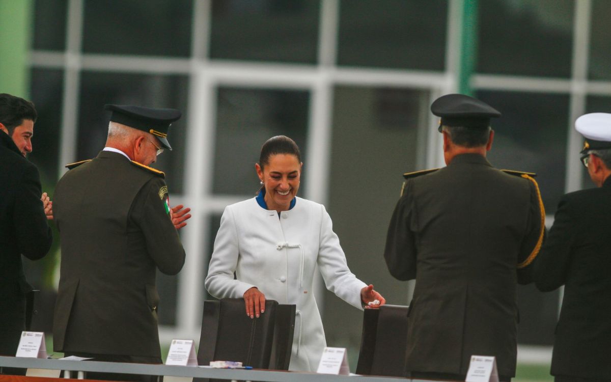 Sheinbaum autoriza aumento de pensión a militares jubilados tras anuncio de protesta castrense