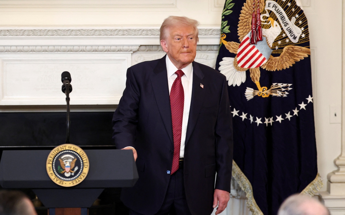 Trump tantea dejar expirar el T-MEC para buscar un nuevo acuerdo comercial con México y Canadá