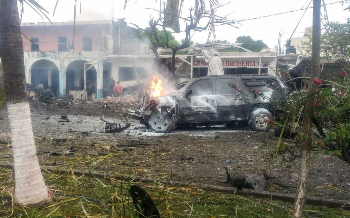 Explosión de coche bomba en Michoacán debe ser investigada como acto de terrorismo: Buscaglia