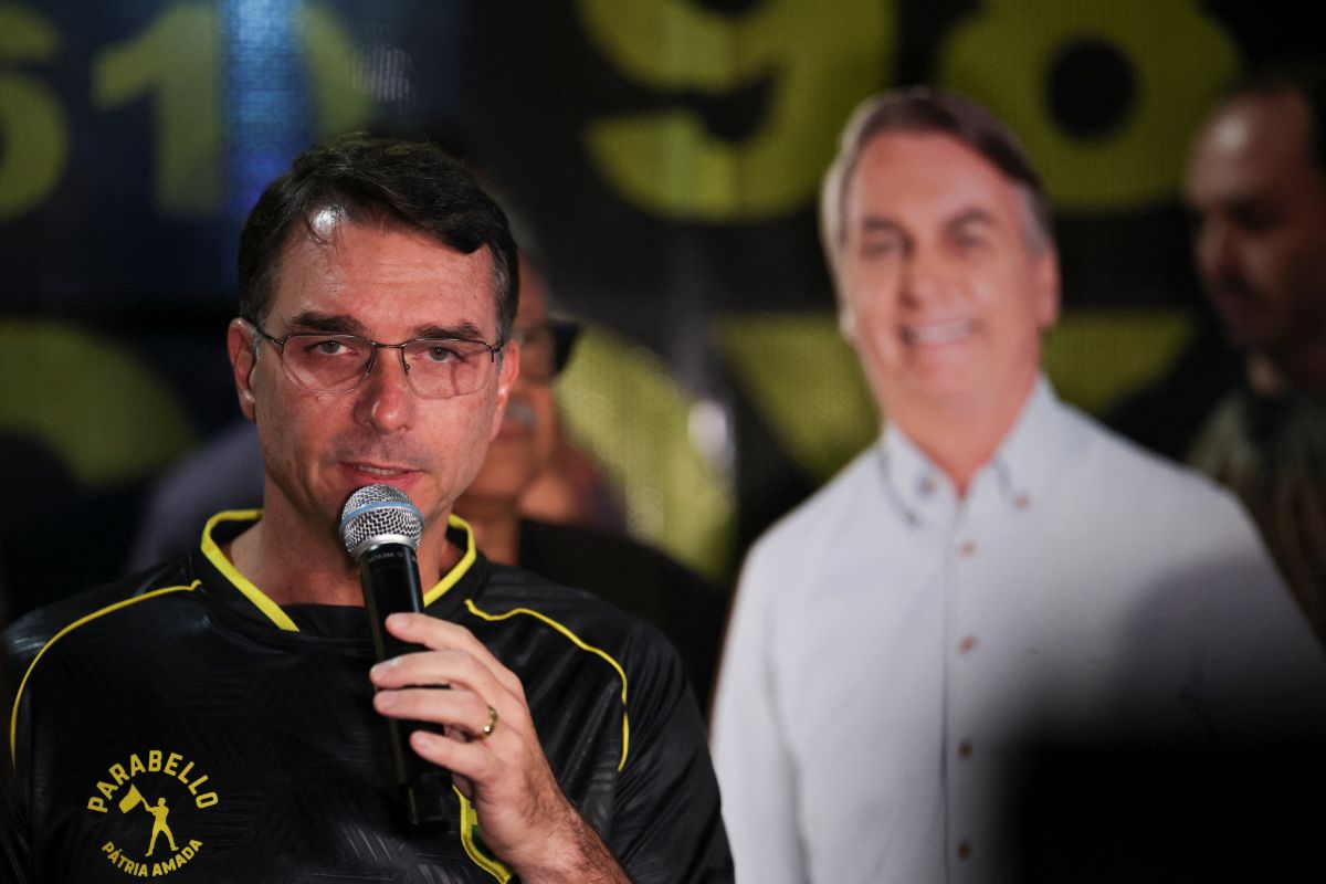 Hijo de Bolsonaro confirma su candidatura a la presidencia de Brasil Hijo de Bolsonaro confirma su candidatura a la presidencia de Brasil