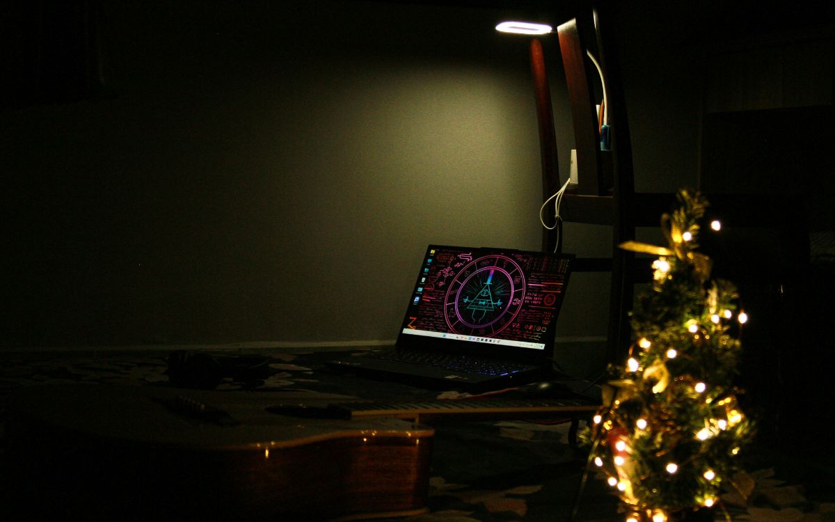 Fraude ‘Regalos Navideños’: así operan ciberdelincuentes para robar datos y esparcir malware Fraude ‘Regalos Navideños’: así operan ciberdelincuentes para robar datos y esparcir malware