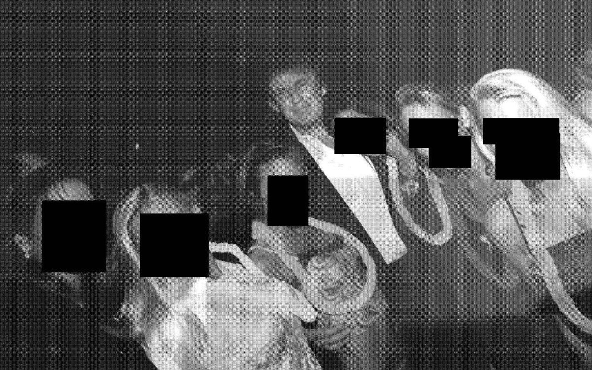 Galería | Publican fotos de Trump rodeado de mujeres en la mansión de Jeffrey Epstein Galería | Publican fotos de Trump rodeado de mujeres en la mansión de Jeffrey Epstein