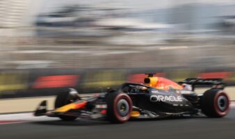 F1 | Verstappen saldrá primero en Abu Dabi y mantiene con vida su lucha por el campeonato