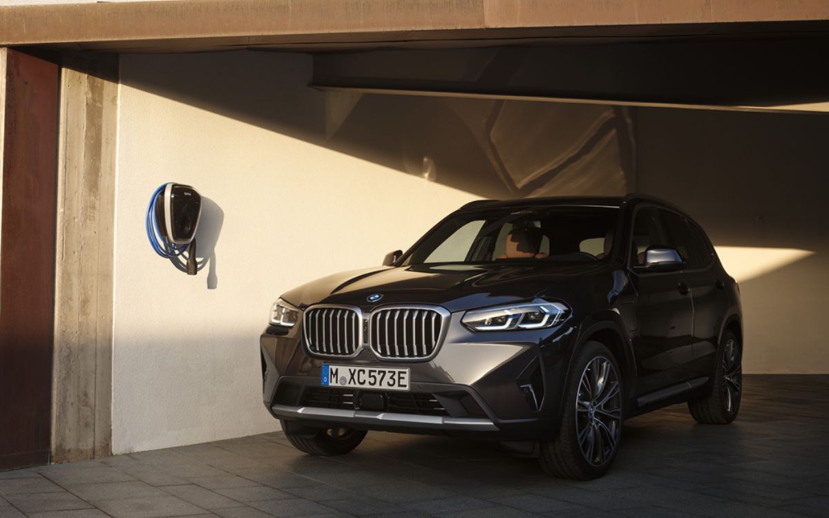 ¿Tienes un BMW? Profeco lanza alerta de revisión por riesgo de incendio ¿Tienes un BMW? Profeco lanza alerta de revisión por riesgo de incendio