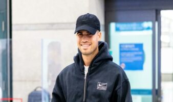 Provoca Carlos Alcaraz la locura en Seúl | Video