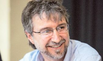 Fernando Fernández dejará ver los alcances de su escritura y creatividad en lectura en línea