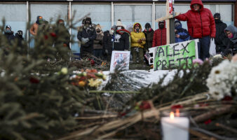 Congreso estadounidense cita a jefes de agencias migratorias tras la muerte de un hombre a manos del ICE