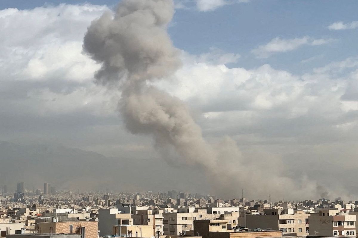 Estados Unidos e Israel lanzan un ataque masivo contra el corazón del poder en Irán Estados Unidos e Israel lanzan un ataque masivo contra el corazón del poder en Irán