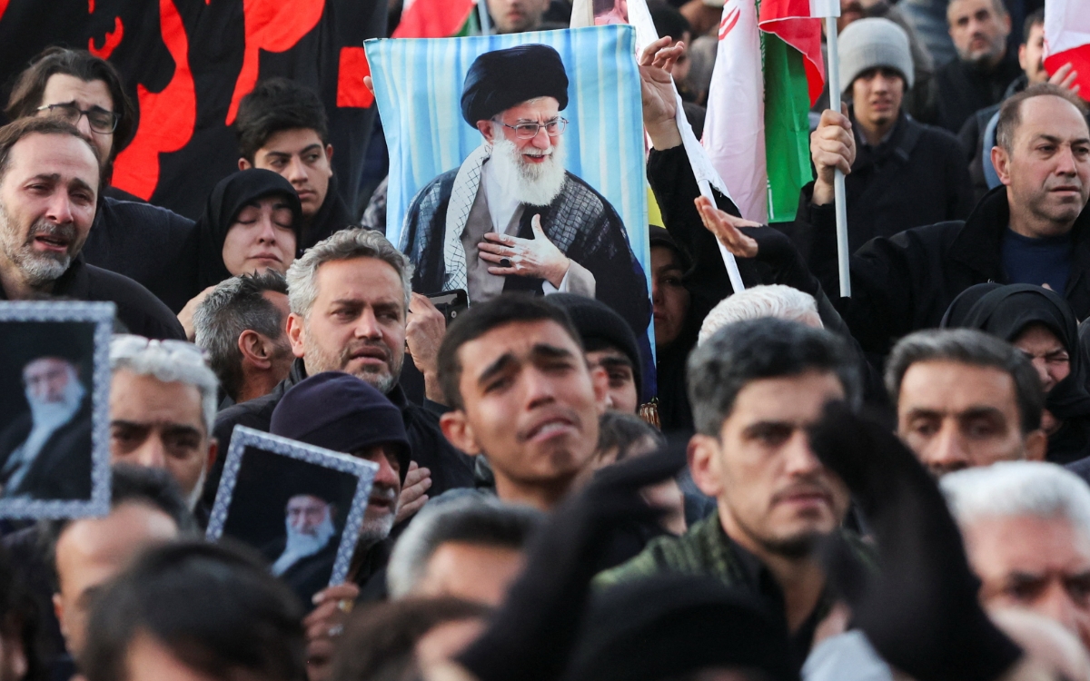 Irán promete vengar la muerte de Jameneí Irán promete vengar la muerte de Jameneí