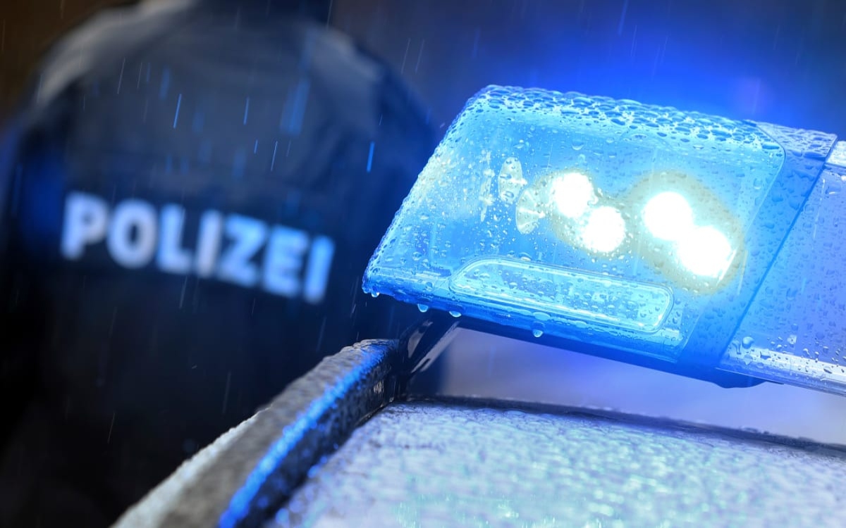 Milano-Cortina 2026: Desactiva policía italiana granada de mano de la SGM Milano-Cortina 2026: Desactiva policía italiana granada de mano de la SGM