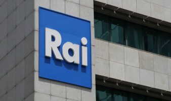 Milano-Cortina 2026: Estallan protestas de periodistas deportivos de la RAI contra su director | Video