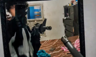 Lo mejor de Aristegui en Vivo: Caso de estudiante que mató profesoras en Michoacán sacude al país; avanza 'Plan B' sin el PT (25/03/2026)