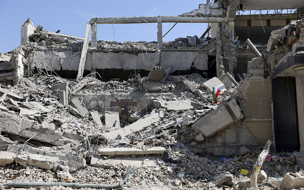 Israel lanza ataques ‘a gran escala’ sobre Teherán mientras Irán afirma controlar el estrecho de Ormuz Israel lanza ataques ‘a gran escala’ sobre Teherán mientras Irán afirma controlar el estrecho de Ormuz