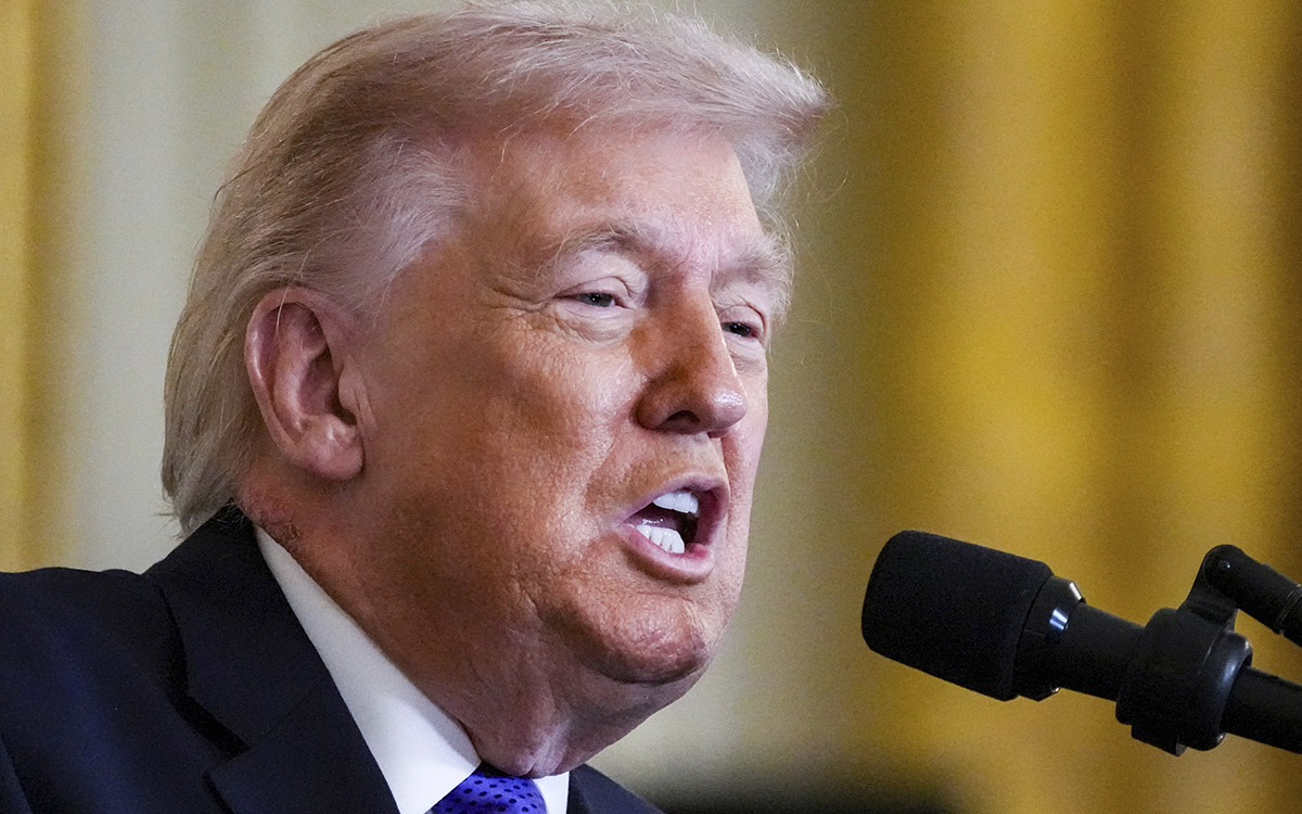 Trump afirma que EE.UU. podría 'librar guerras eternamente' gracias a un 'suministro ilimitado' de armas Trump afirma que EE.UU. podría 'librar guerras eternamente' gracias a un 'suministro ilimitado' de armas