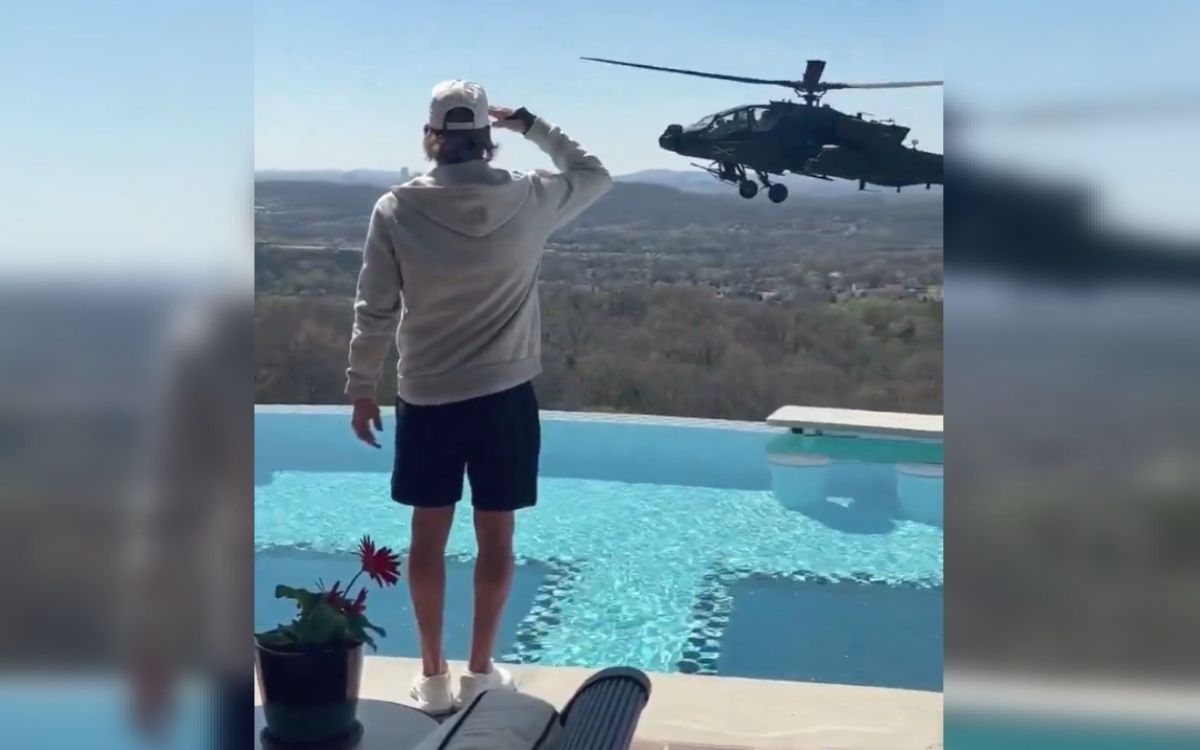 Cantante Kid Rock es investigado por helicópteros militares sobre su casa en EE. UU. Cantante Kid Rock es investigado por helicópteros militares sobre su casa en EE. UU.