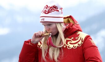 Milano-Cortina 2026: Voronchikhina hace sonar el himno ruso 12 años después de Sochi 2014 | Video