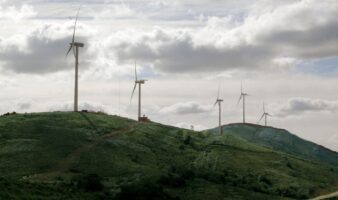 América Latina: rica en energía limpia, pobre en inversión