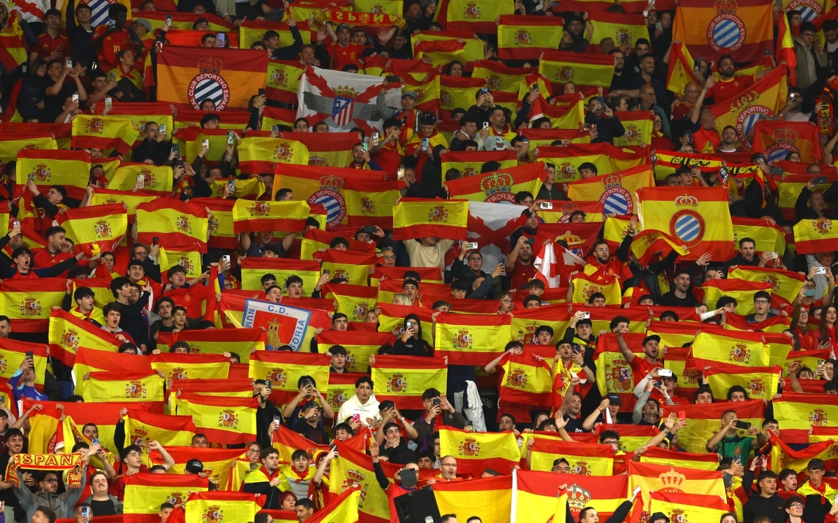 Mossos d’Esquadra abren investigación por cánticos islamófobos; Espanyol considera ‘injusto’ se señale a su afición | Video