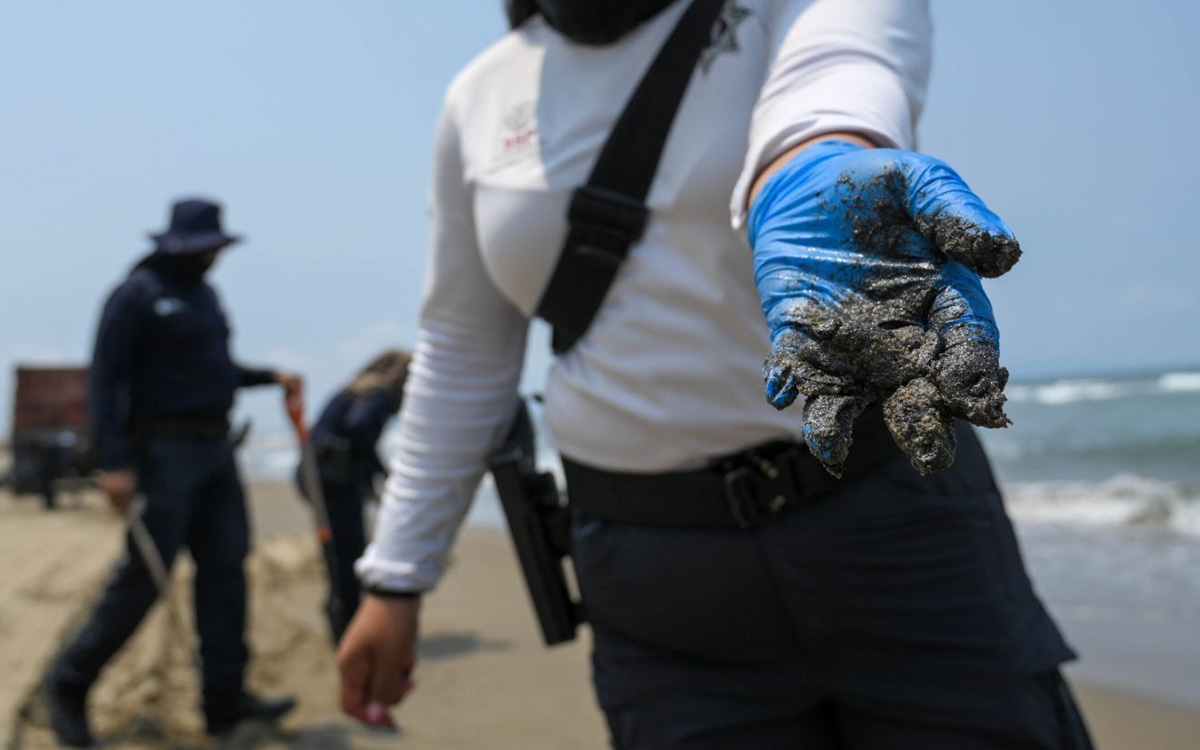 Gobierno anuncia Observatorio Permanente tras derrame en el Golfo de México Gobierno anuncia Observatorio Permanente tras derrame en el Golfo de México
