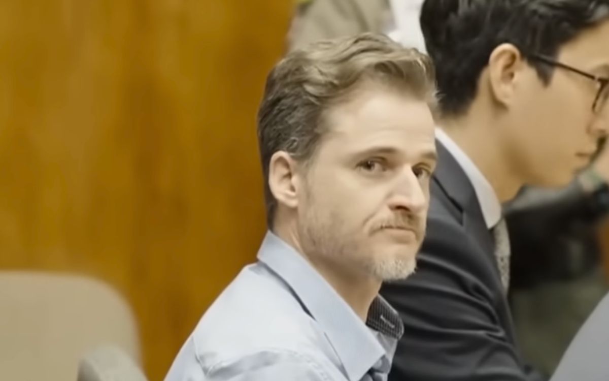 Médico intentó matar a su esposa durante su cumpleaños aventándola de un acantilado en Hawái Médico intentó matar a su esposa durante su cumpleaños aventándola de un acantilado en Hawái