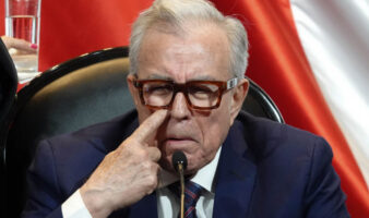 EE.UU. retiró visa a Rocha Moya en 2025, afirma el periodista Steve Fisher