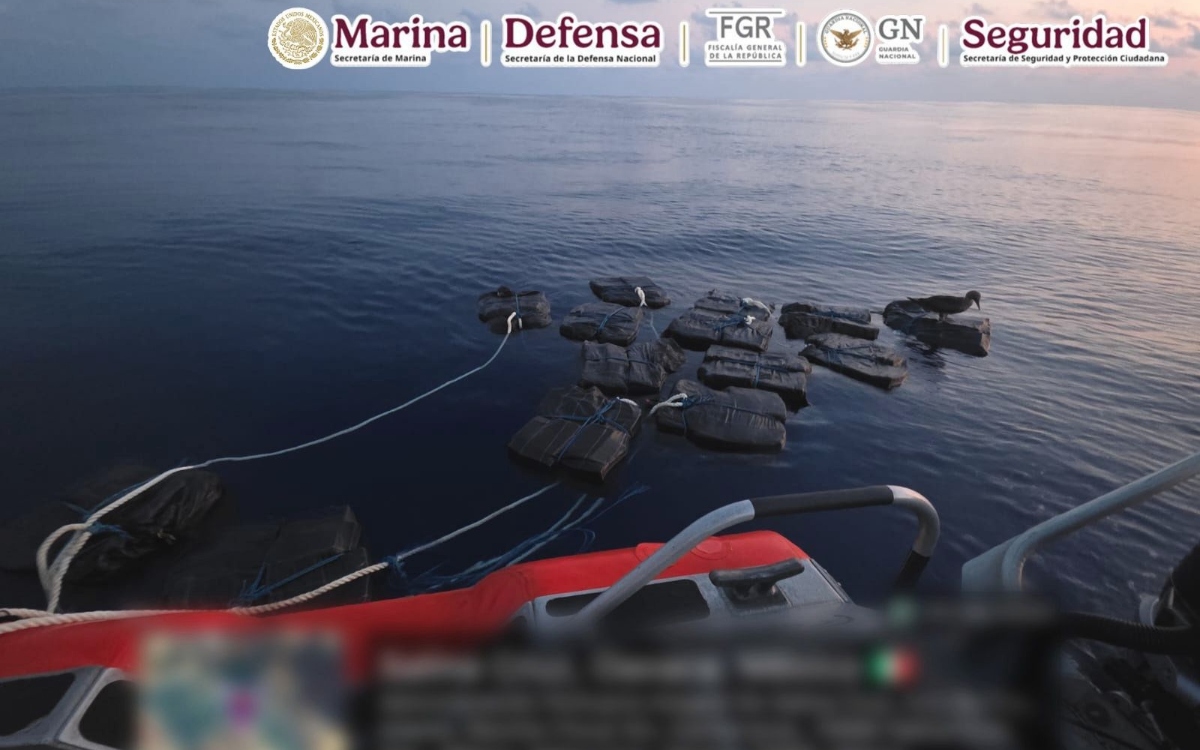 Marina anuncia triple decomiso de cocaína en el Pacífico: asegura 63 bultos de droga cerca de Acapulco y Manzanillo
