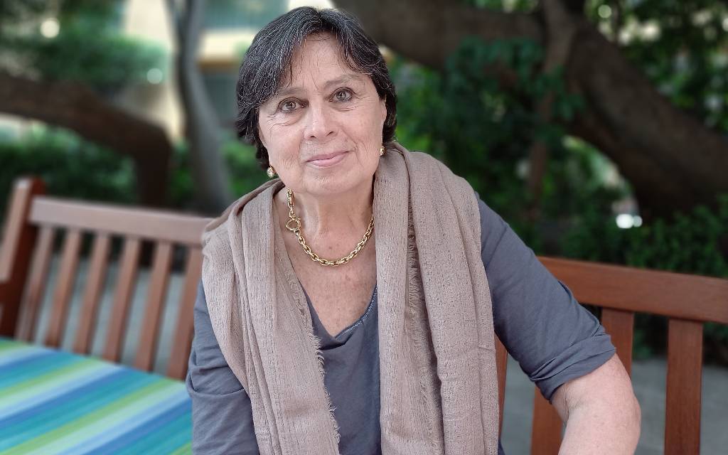 “Colombia se juega el todo por el todo en estas elecciones”: Laura Restrepo “Colombia se juega el todo por el todo en estas elecciones”: Laura Restrepo