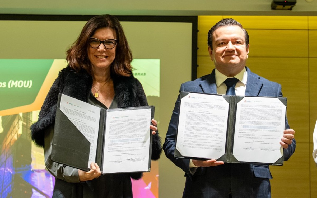 Petrobras y Pemex firman alianza para explorar petróleo en el golfo de México Petrobras y Pemex firman alianza para explorar petróleo en el golfo de México