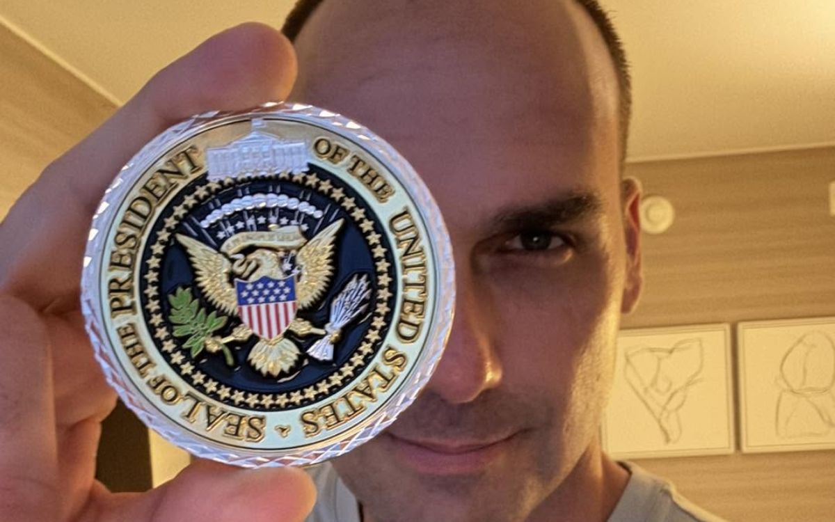 Eduardo Bolsonaro es condenado a cuatro años de cárcel por orquestar sanciones de EE.UU. contra Brasil Eduardo Bolsonaro es condenado a cuatro años de cárcel por orquestar sanciones de EE.UU. contra Brasil