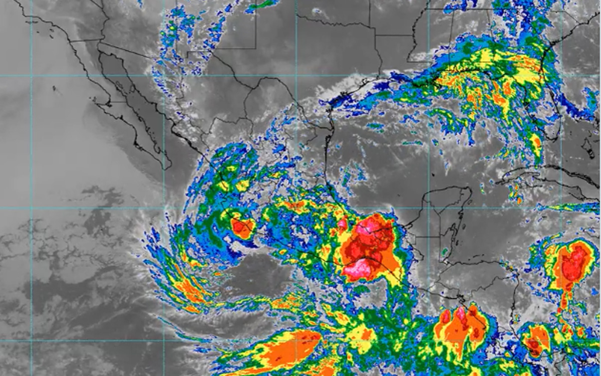 ‘Boris’ toca tierra entre Guerrero y Oaxaca; ‘Cristina’ cont