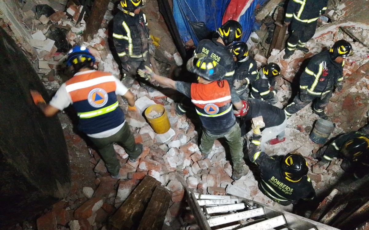CDMX | Colapsa vivienda en la Cuauhtémoc; un hombre muere y mujer está herida CDMX | Colapsa vivienda en la Cuauhtémoc; un hombre muere y mujer está herida