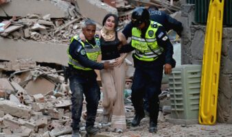 Sismos magnitud 7.2 y 7.5 sacuden a Venezuela y causan el colapso de edificios