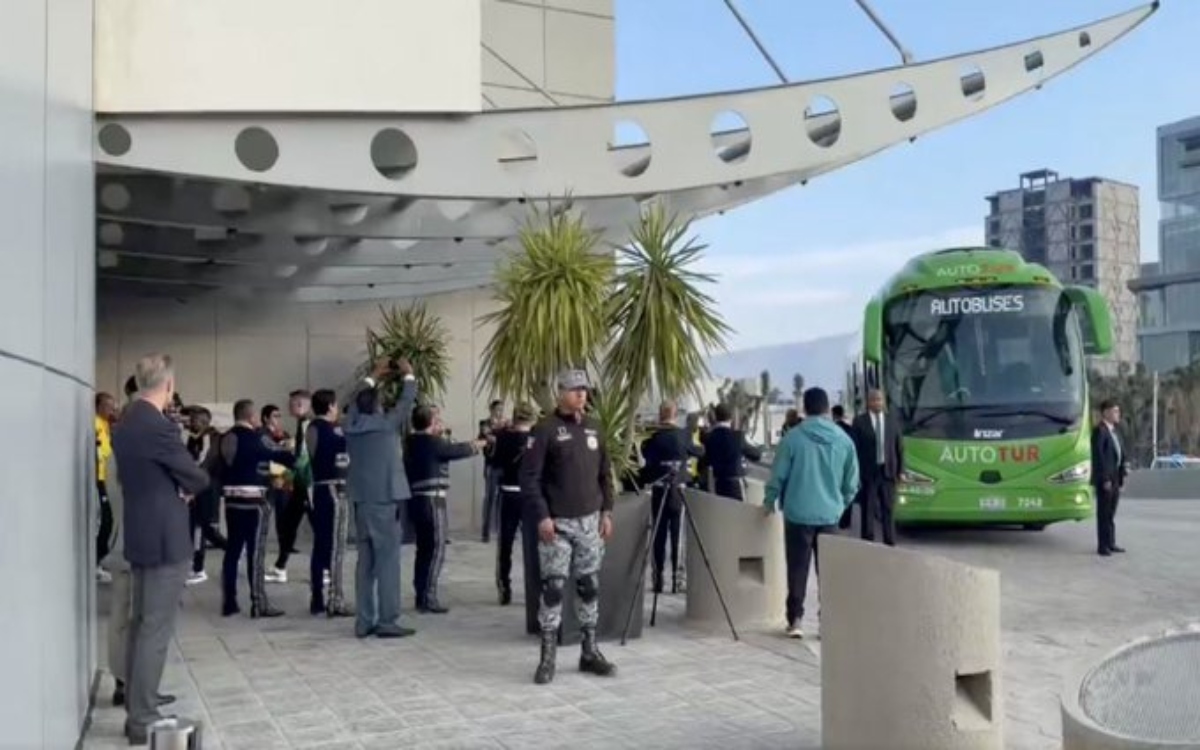 Mundial 2026: Reciben con mariachis a los Bafana Bafana en Pachuca | Video Mundial 2026: Reciben con mariachis a los Bafana Bafana en Pachuca | Video