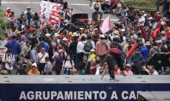 CNTE toma calzada de Tlalpan; paraliza el Tren Ligero a Xochimilco; Brugada suspende 2 actos públicos