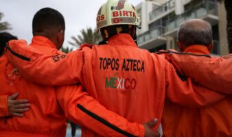 Topos Azteca viaja a Venezuela para apoyar labores de rescate