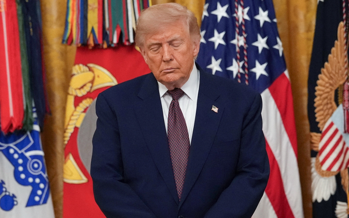 Trump no descarta una operación militar en Cuba: 'Tiene una costa preciosa' Trump no descarta una operación militar en Cuba: 'Tiene una costa preciosa'
