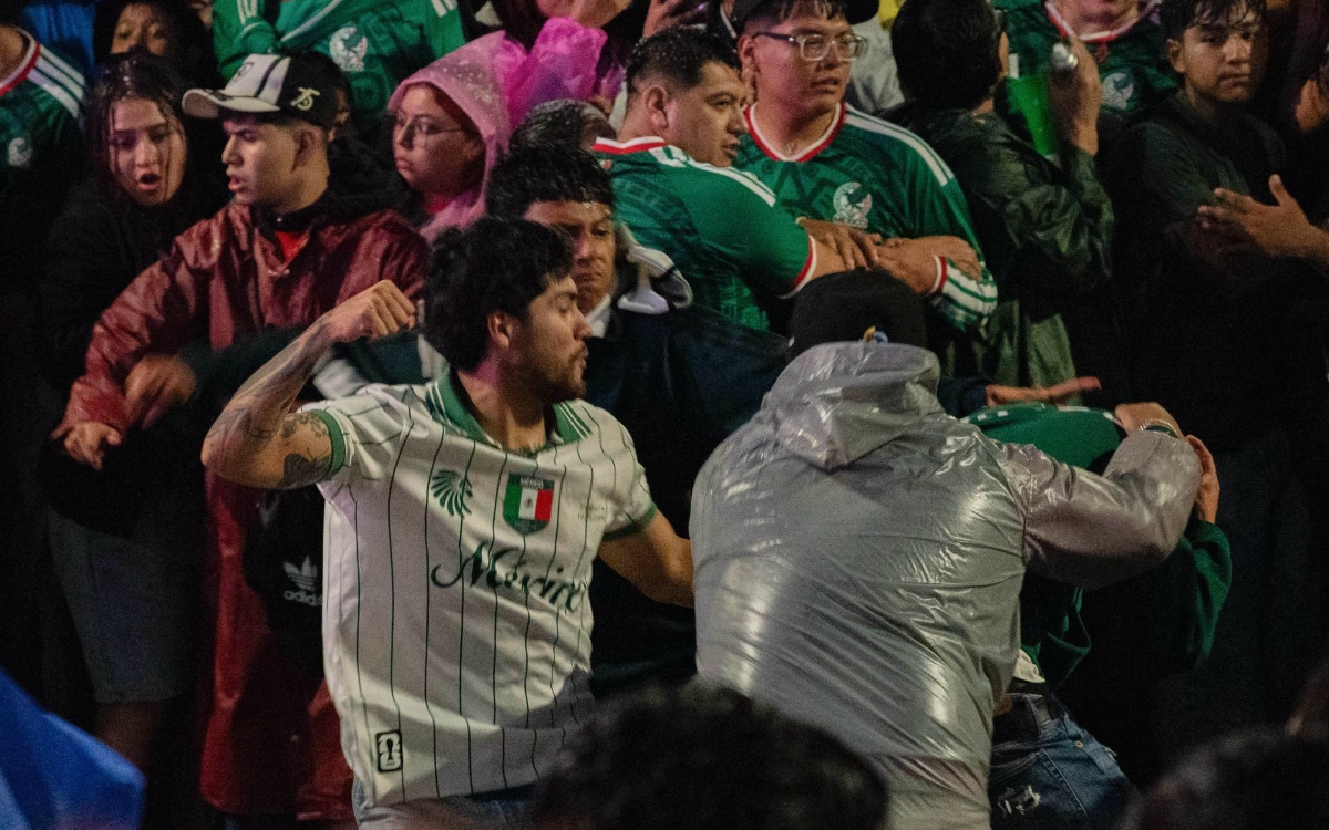 Pese a la muerte de 4 personas, los festejos en el Ángel de la Independencia continuarán Pese a la muerte de 4 personas, los festejos en el Ángel de la Independencia continuarán