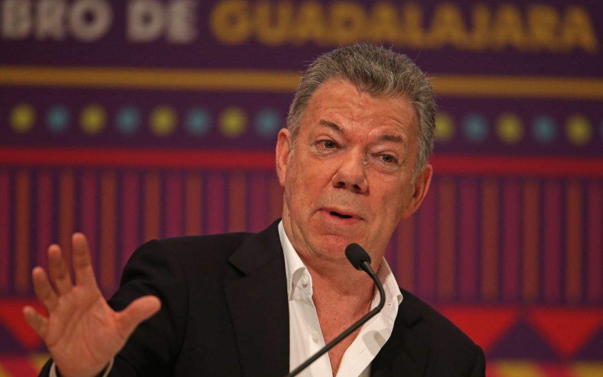 Nobel de la Paz, Juan Manuel Santos, pide a De la Espriella continuar con el acuerdo de paz Nobel de la Paz, Juan Manuel Santos, pide a De la Espriella continuar con el acuerdo de paz
