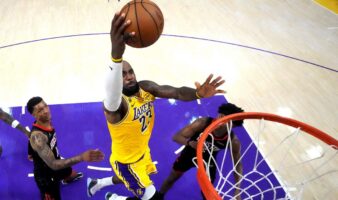 LeBron James ficha por los Philadelphia 76ers